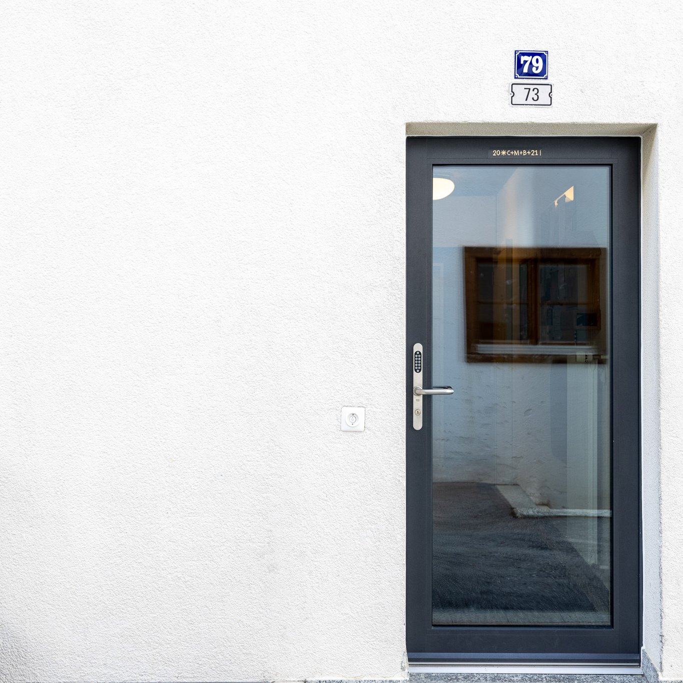 510 Degonda Holz-Metall Fenster innen flächenbündig